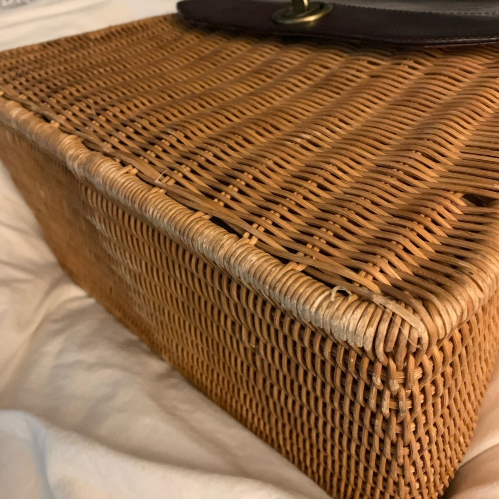 Hobo Basket Handbag - Picture 3 of 8